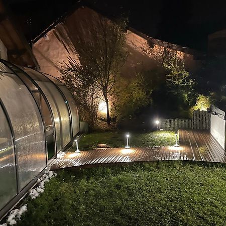 Les Edelweiss Mont-Blanc - Gite Classe 3 Etoiles Passy  Bagian luar foto